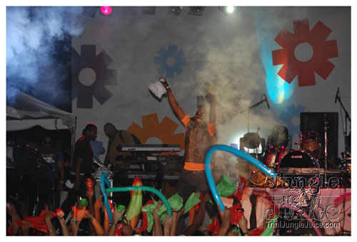 bazodee_friday_2k9-136