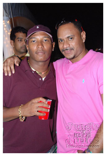 beach_house_carnival_2009-049