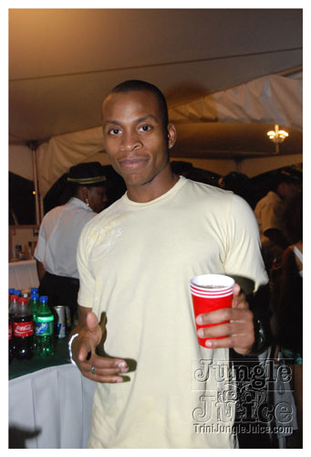 beach_house_carnival_2009-050