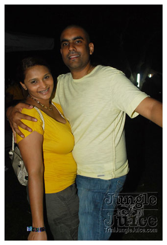 beach_house_carnival_2009-069