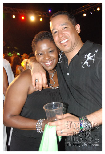 beach_house_carnival_2009-103