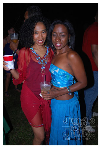 beach_house_carnival_2009-117