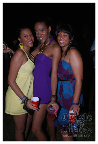 beach_house_carnival_2009-119