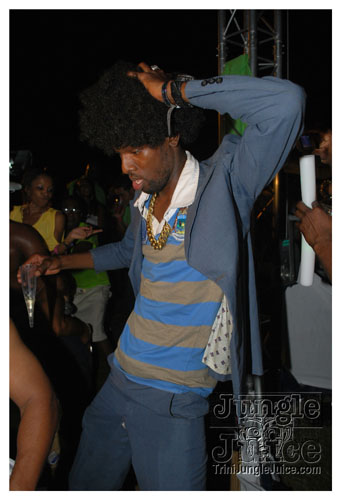 beach_house_carnival_2009-122