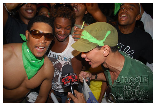 beach_house_carnival_2009-129