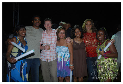 beach_house_carnival_2009-139