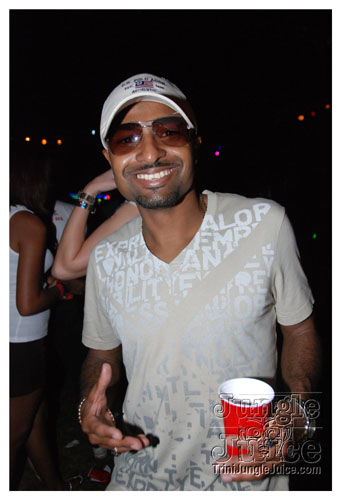 beach_house_carnival_2009-142