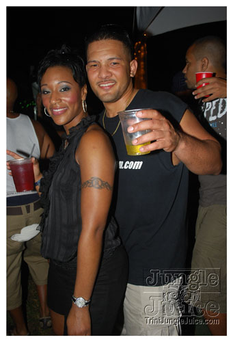 beach_house_carnival_2009-143