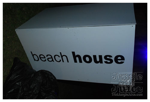 beach_house_carnival_2009-179