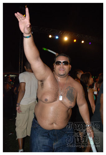 beach_house_carnival_2009-192