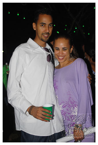 beach_house_carnival_2009-222