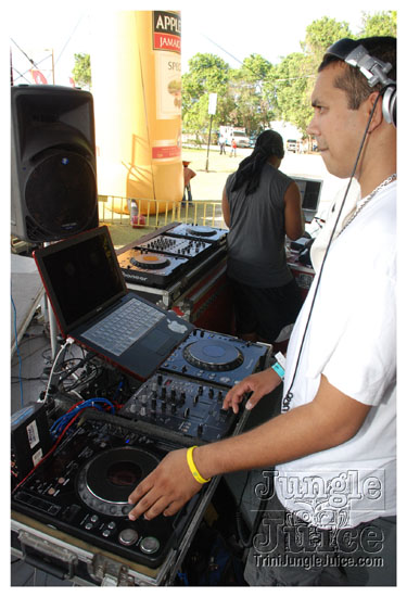 beach_jouvert_apr11-023