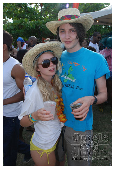 beach_jouvert_apr11-055