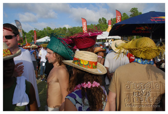 beach_jouvert_apr11-066