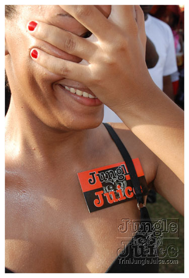 beach_jouvert_apr11-068