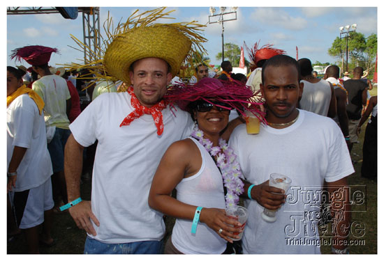 beach_jouvert_apr11-073