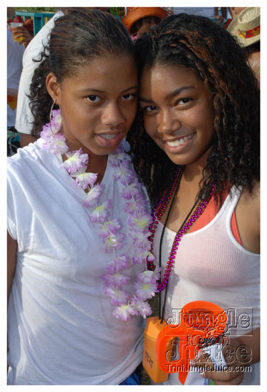 beach_jouvert_apr11-075