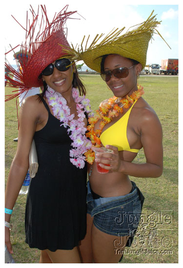 beach_jouvert_apr11-078