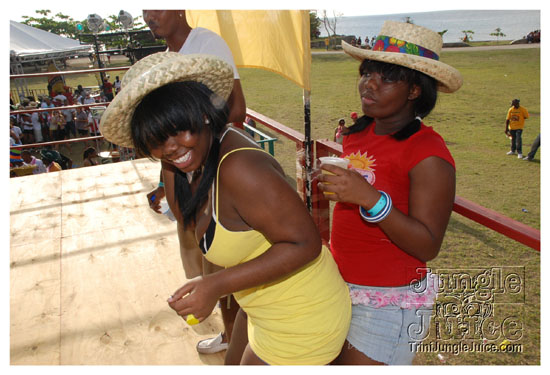 beach_jouvert_apr11-083