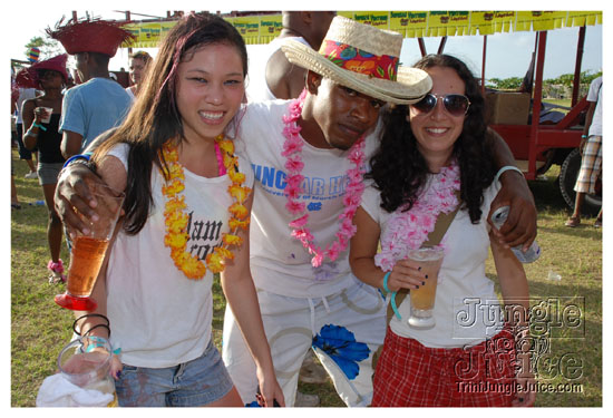 beach_jouvert_apr11-089