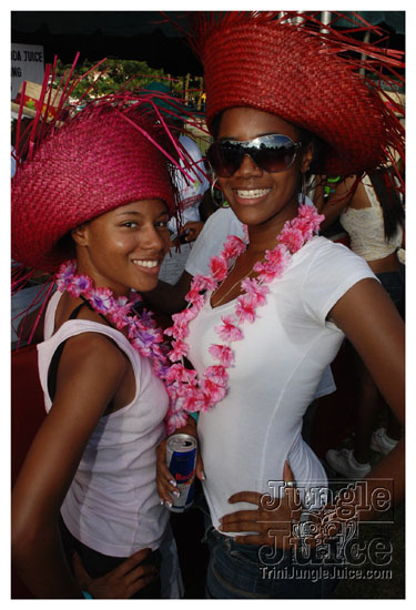 beach_jouvert_apr11-093