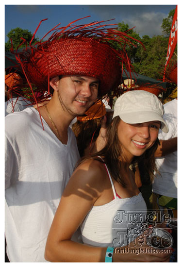 beach_jouvert_apr11-097