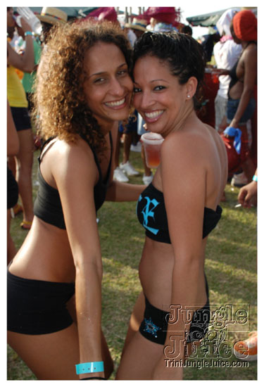 beach_jouvert_apr11-106