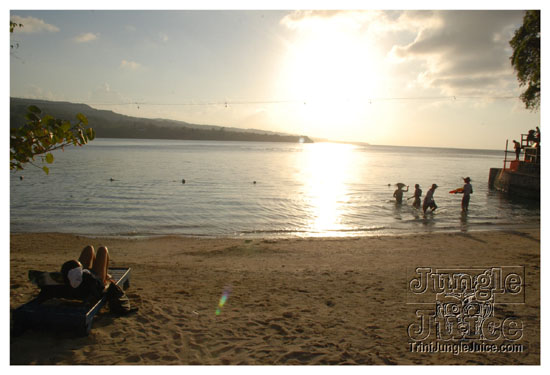 beach_jouvert_apr11-114