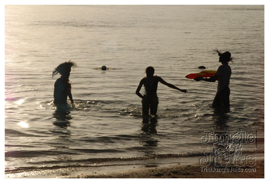 beach_jouvert_apr11-115