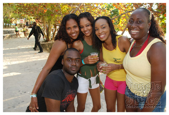 beach_jouvert_apr11-117