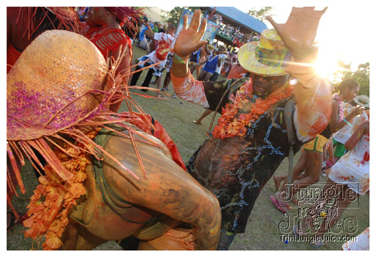 beach_jouvert_apr11-135