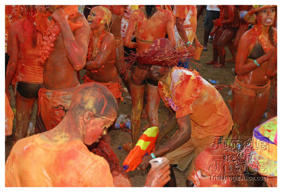 beach_jouvert_apr11-158