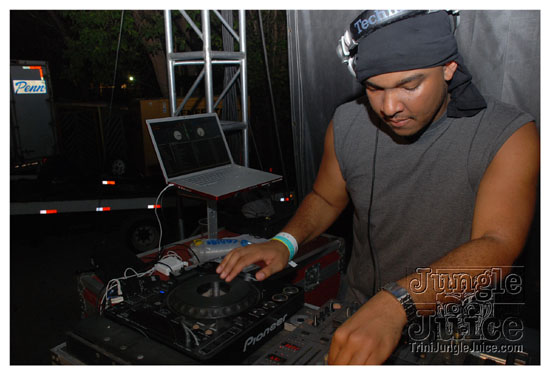 beach_jouvert_apr11-180