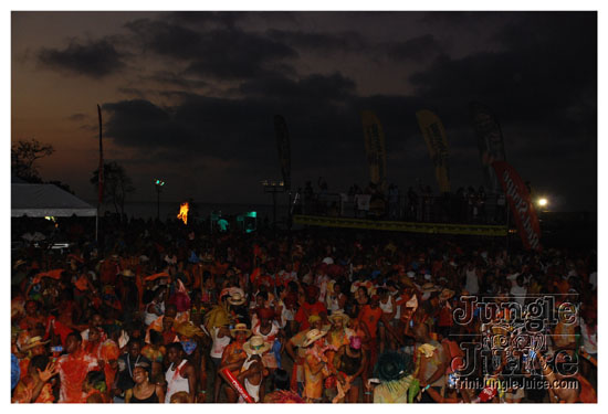 beach_jouvert_apr11-182