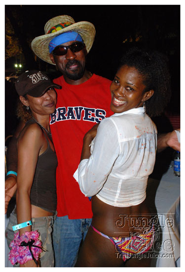 beach_jouvert_apr11-200