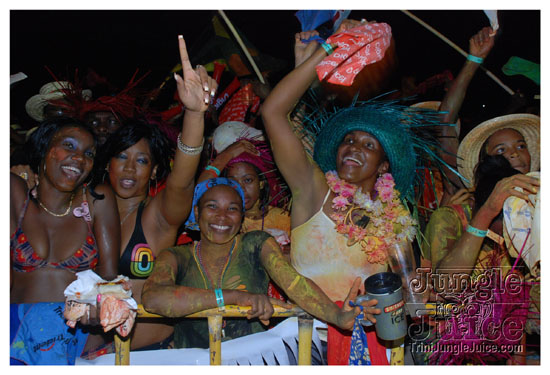 beach_jouvert_apr11-215