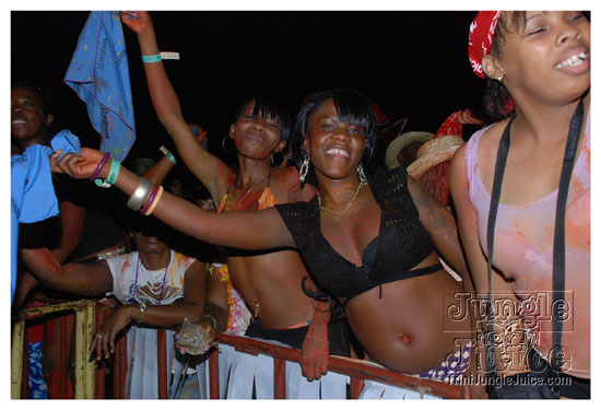 beach_jouvert_apr11-222