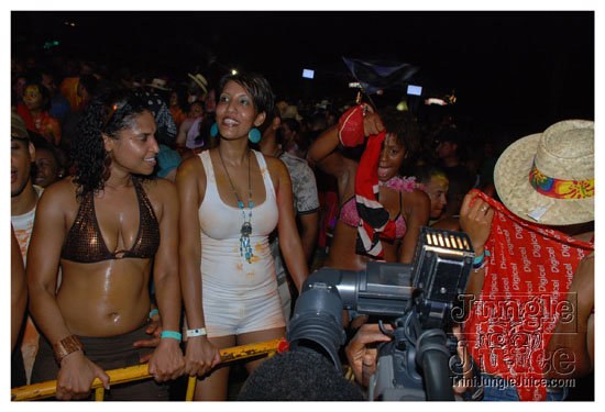 beach_jouvert_apr11-237