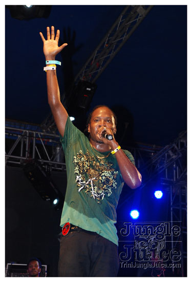 beach_jouvert_apr11-266