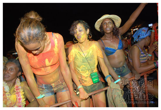 beach_jouvert_apr11-285