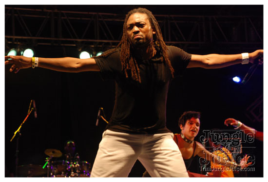 beach_jouvert_apr11-308