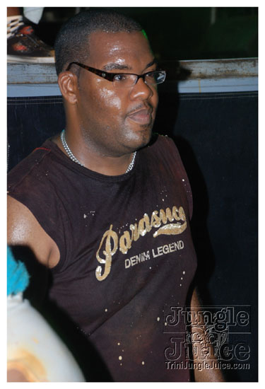 beach_jouvert_apr11-321