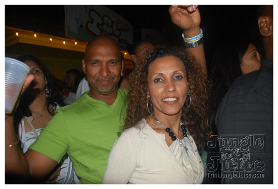 big_ppl_outdoor_aug2-076