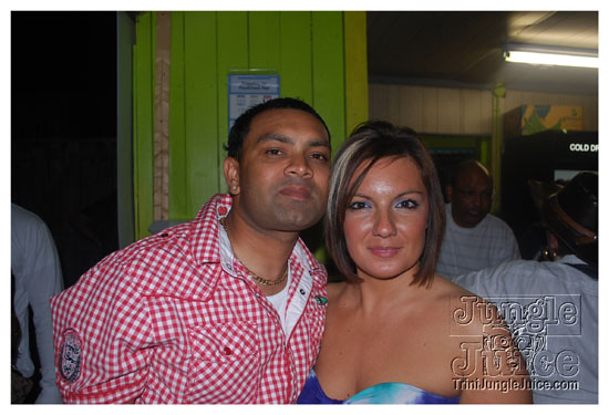 big_ppl_outdoor_aug2-093