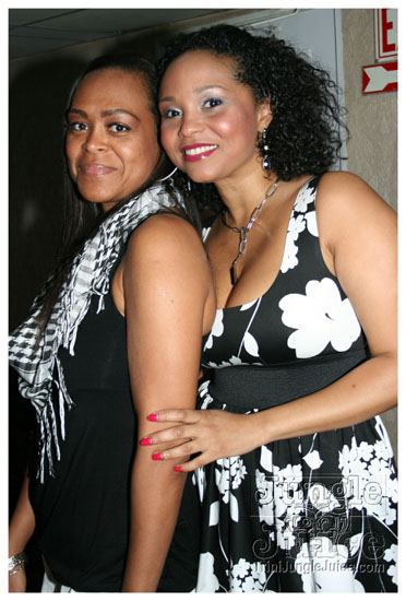 black_and_white_boatride_may23-021