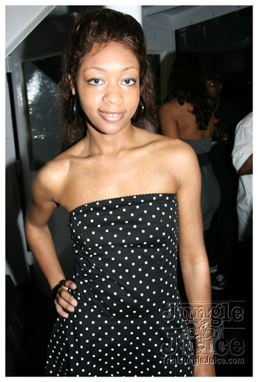 black_and_white_boatride_may23-043