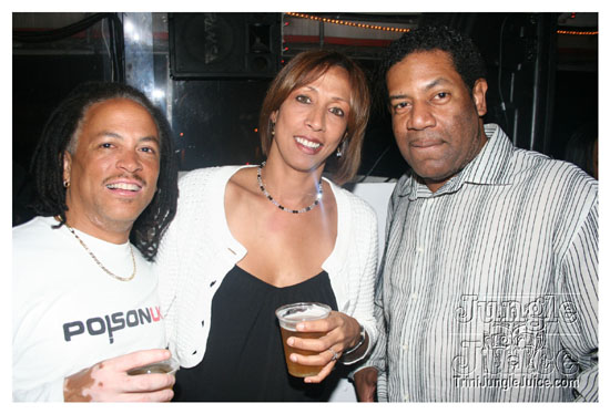 black_and_white_boatride_may23-071