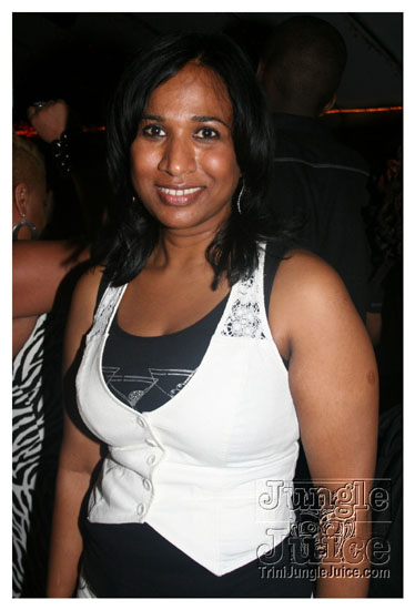 black_and_white_boatride_may23-072