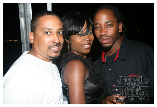 black_and_white_boatride_may23-077