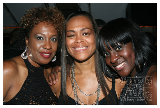 black_and_white_boatride_may23-093